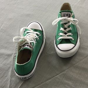 Converse Chuck Taylor’s